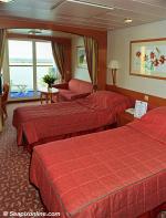 ID 2792 AURORA (2000/76152grt/IMO 9169524) - A Stateroom with balcony.